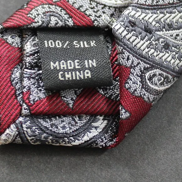 Jos. A. Bank Silk Tie NWT Signature Collection Red Paisley 3.5" Wide 59" Long - Picture 6 of 9